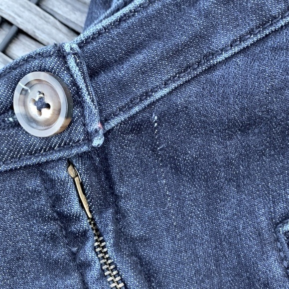 pilcro and The Letterpress by Anthropologie High-Rise Capri Denim Leggings - Picture 16 of 16